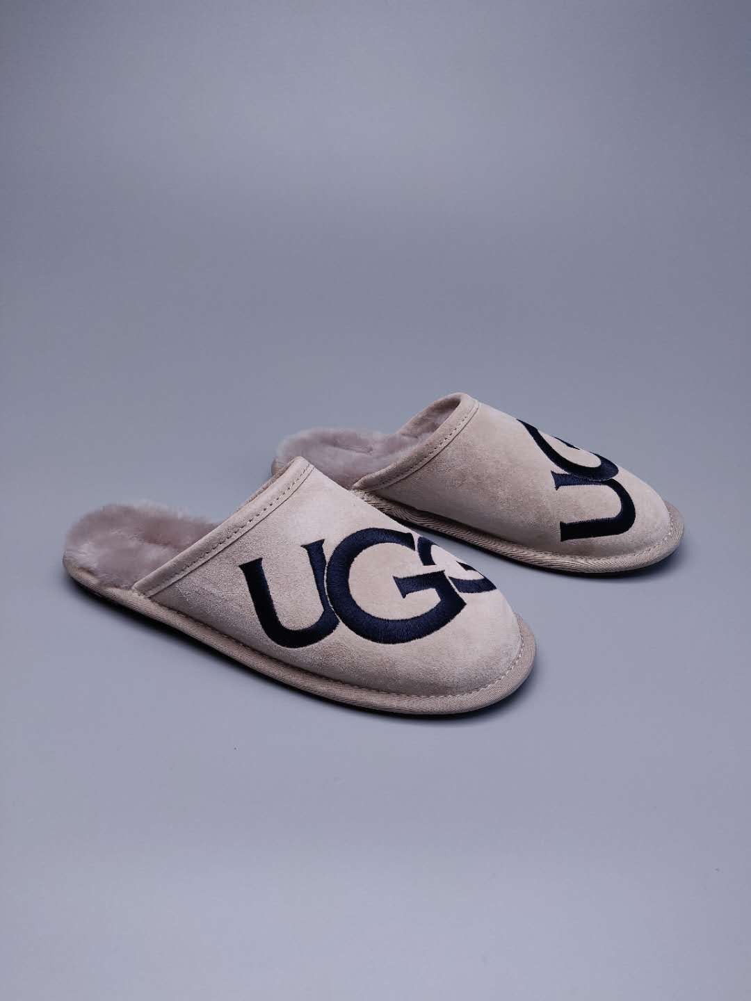 UGG Women's Shoes 132
